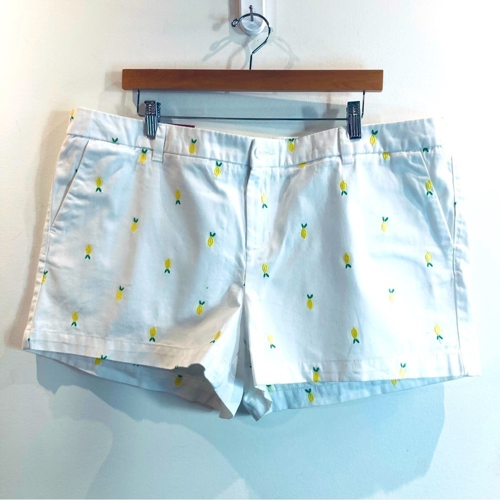 MERONA Sz 18 Embroidered Lemons Chino Style 3” Inseam Front Pockets Shorts NEW